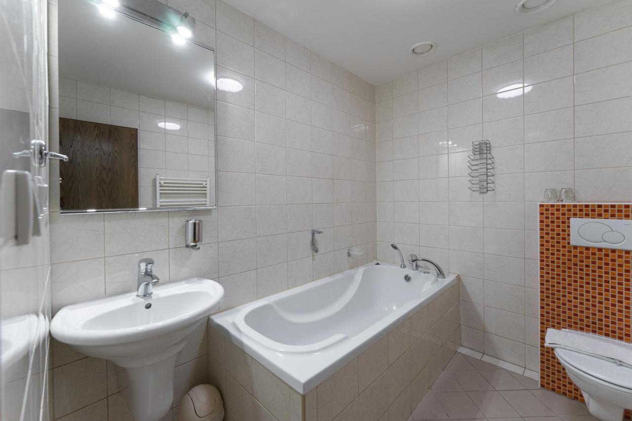 Hotel Amco زابريه المظهر الخارجي الصورة